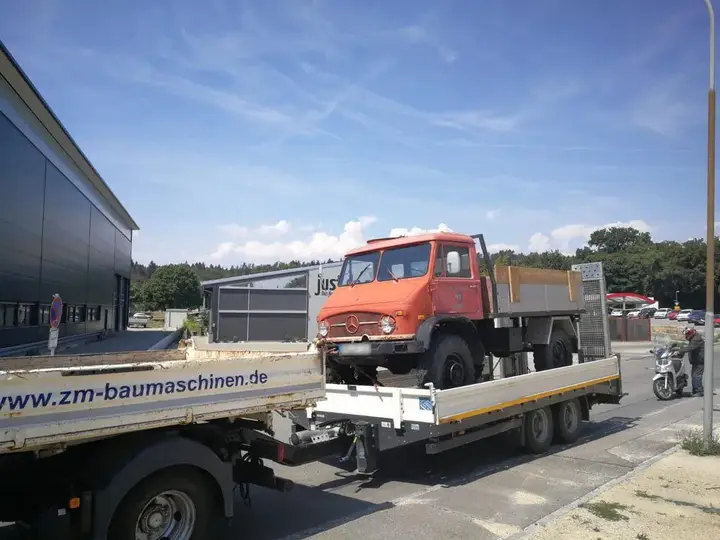 Mercedes-Benz Unimog 404.1
