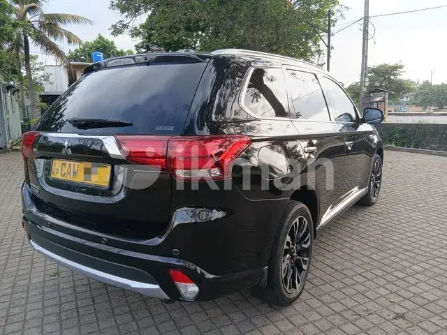 Mitsubishi Outlander 2016 photo 3