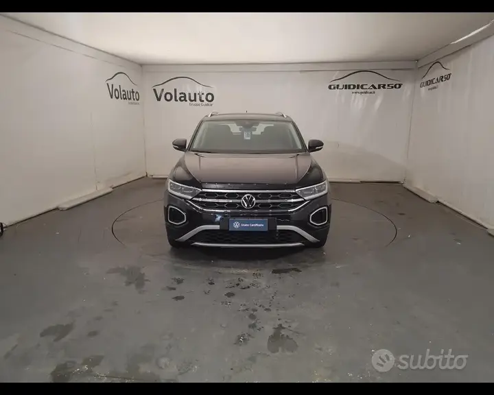 Volkswagen T-Roc 2024 photo 2