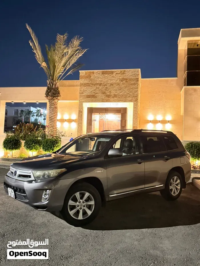 Toyota Highlander 2013 photo 2