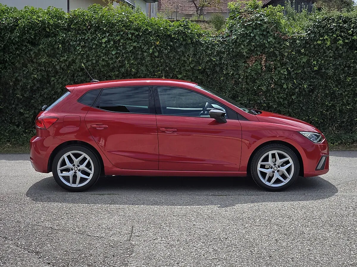 Seat Ibiza 2021 photo 3