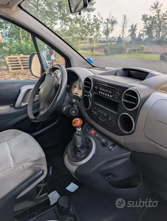 Peugeot Partner 2009 photo 5