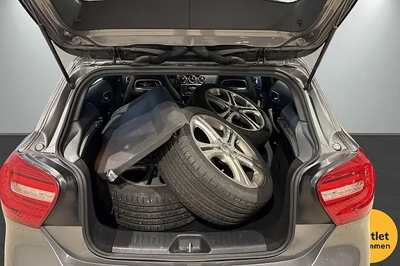 Mercedes-Benz A 180 2015 photo 5