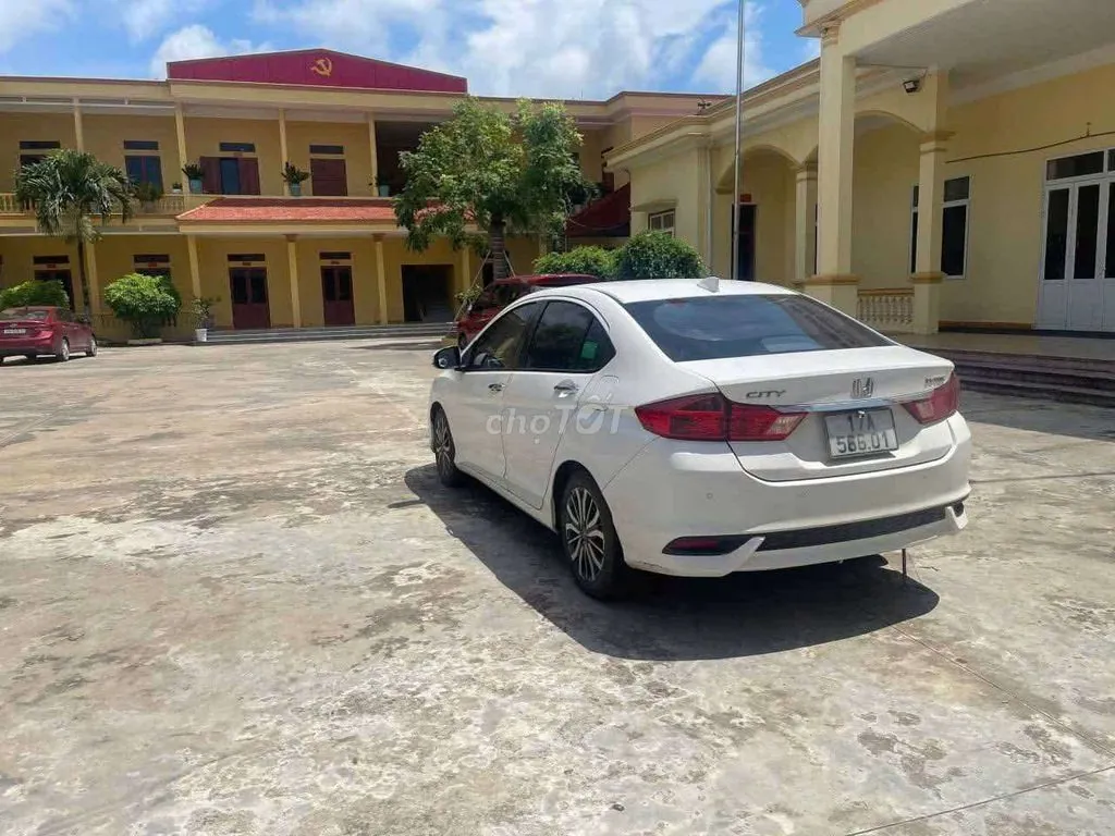 Honda City 2019 photo 2
