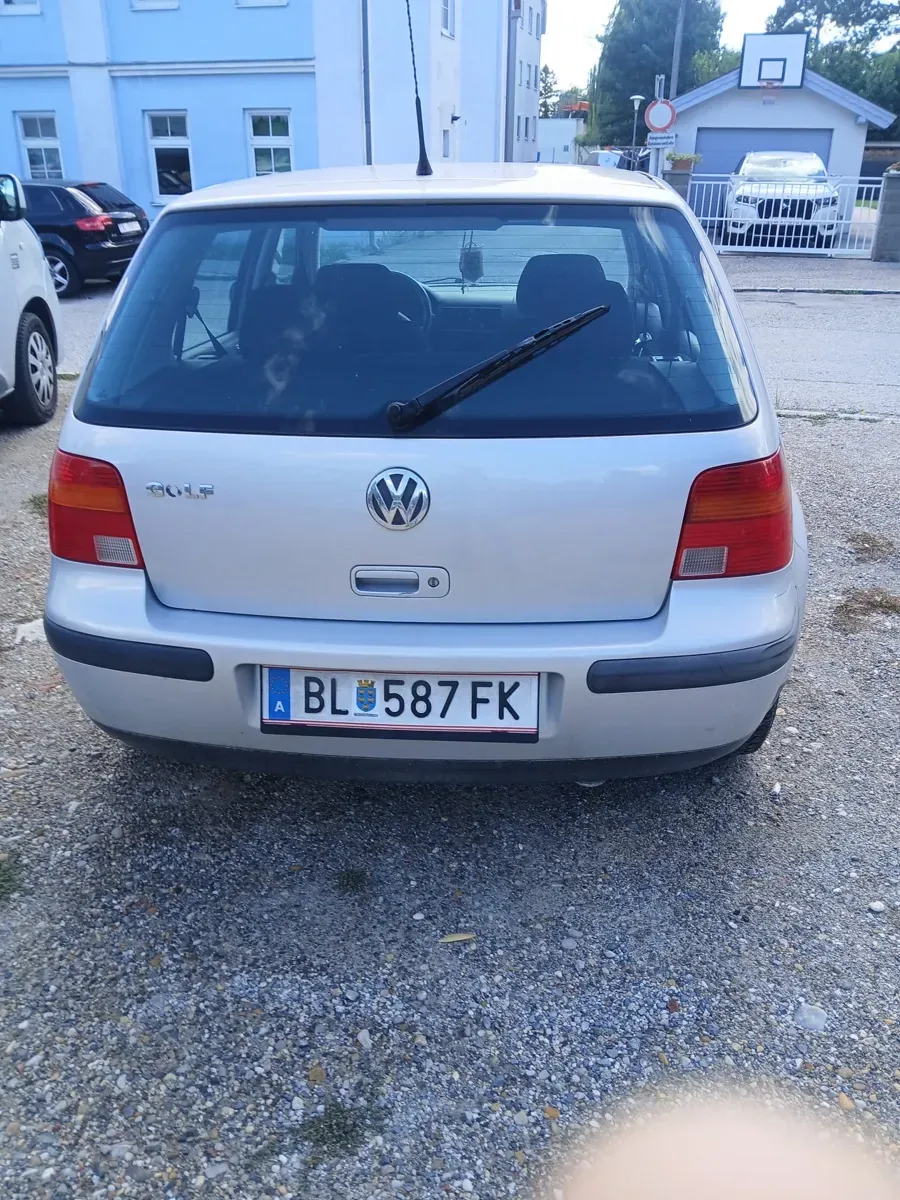 Volkswagen Golf 2000 photo 3