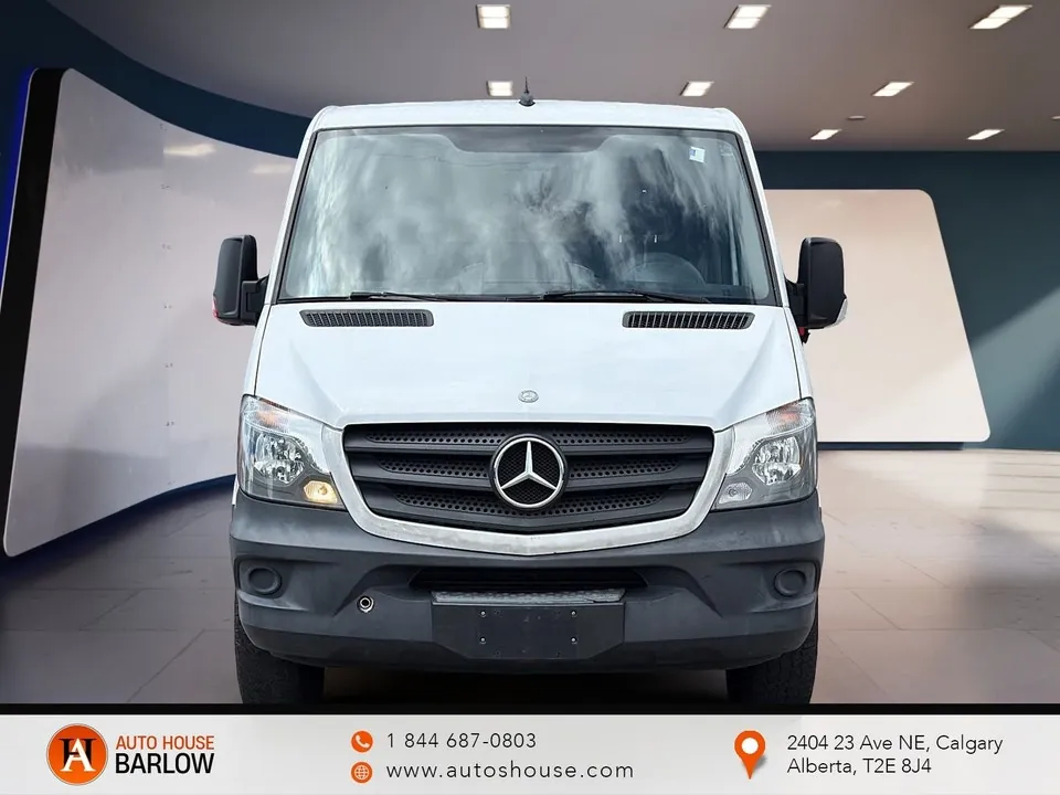 Mercedes-Benz Sprinter Van 2016 photo 2
