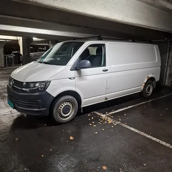 Volkswagen Transporter 2017 photo 2