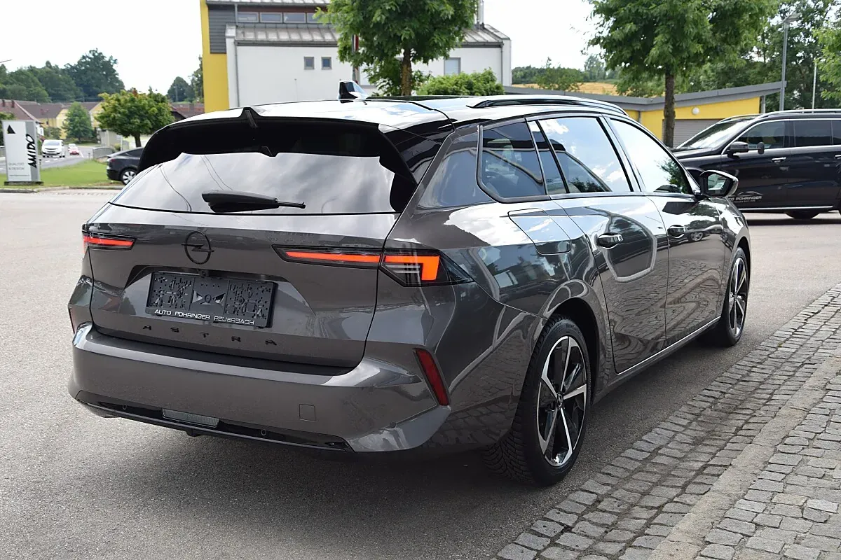 Opel Astra 2025 photo 3