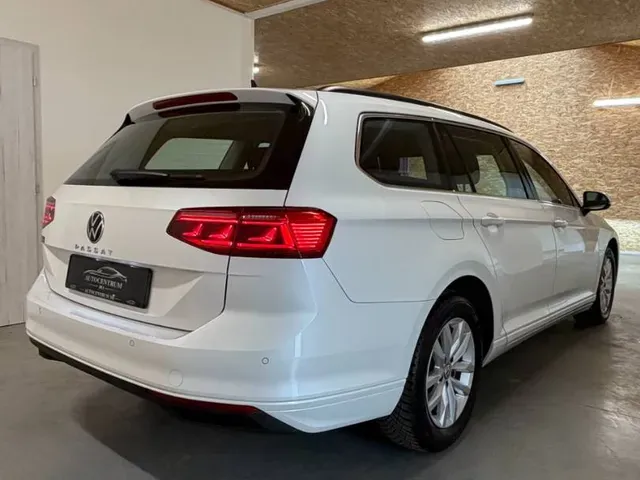 Volkswagen Passat Variant 2021 photo 4