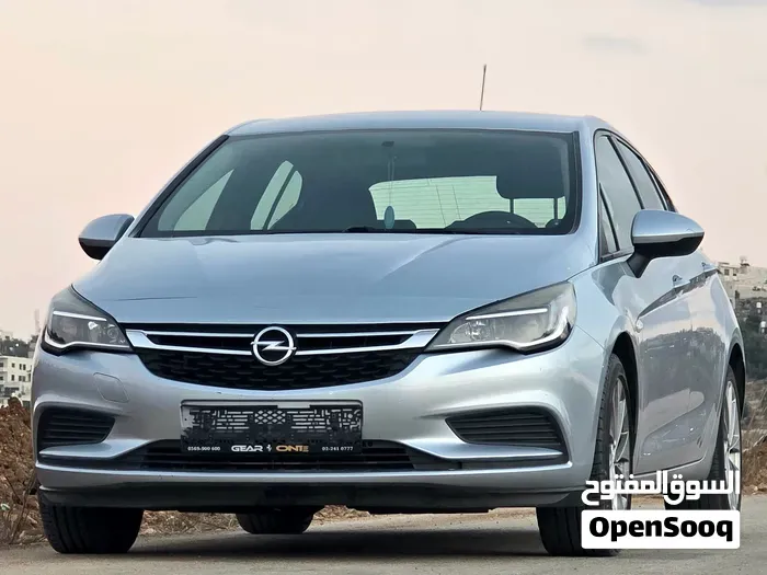 Opel Astra 2016 photo 2
