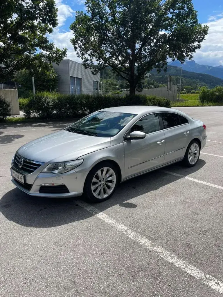 Volkswagen Passat Cc 2011 photo 2