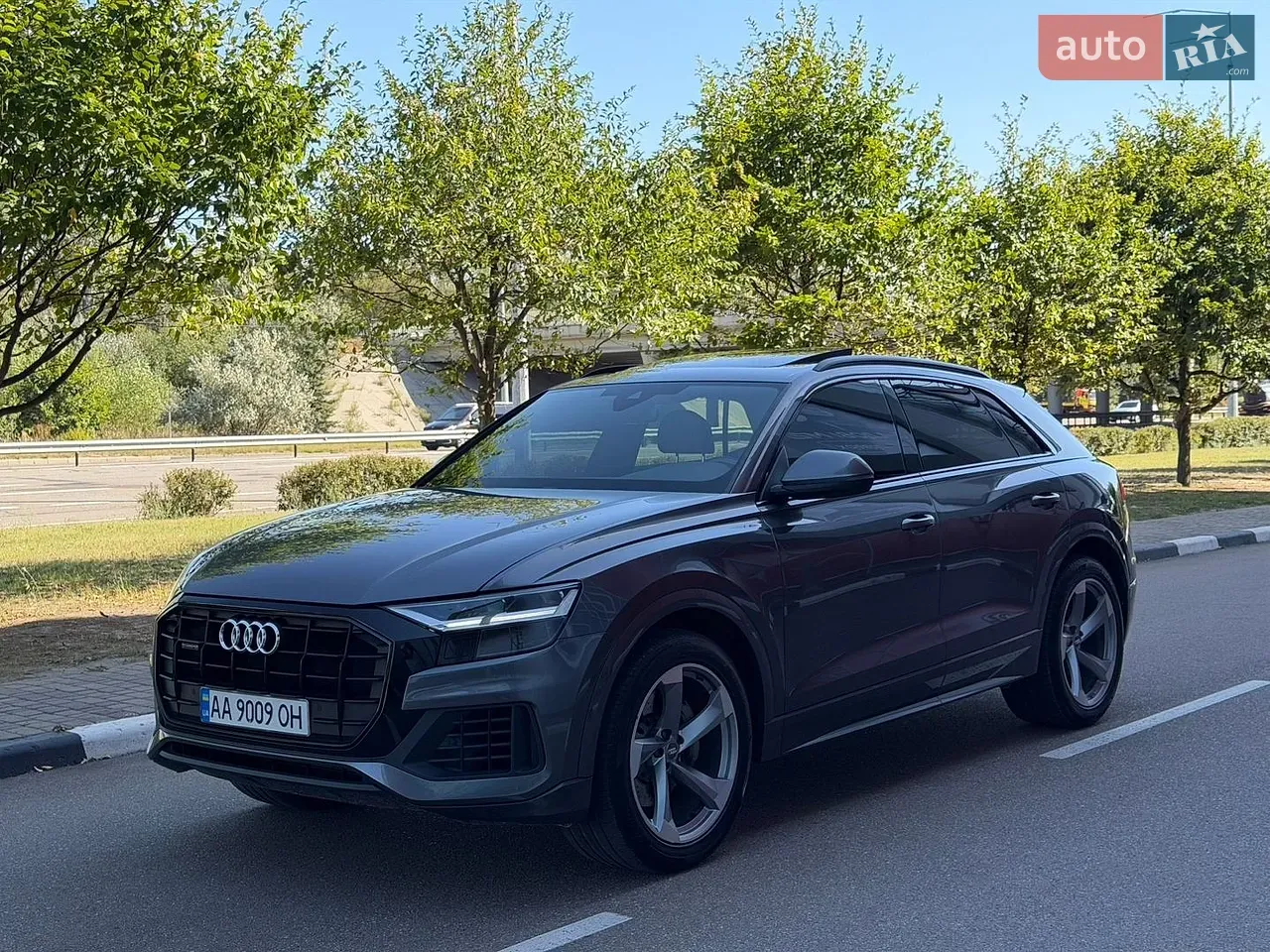 Audi Q8 2020 photo 4