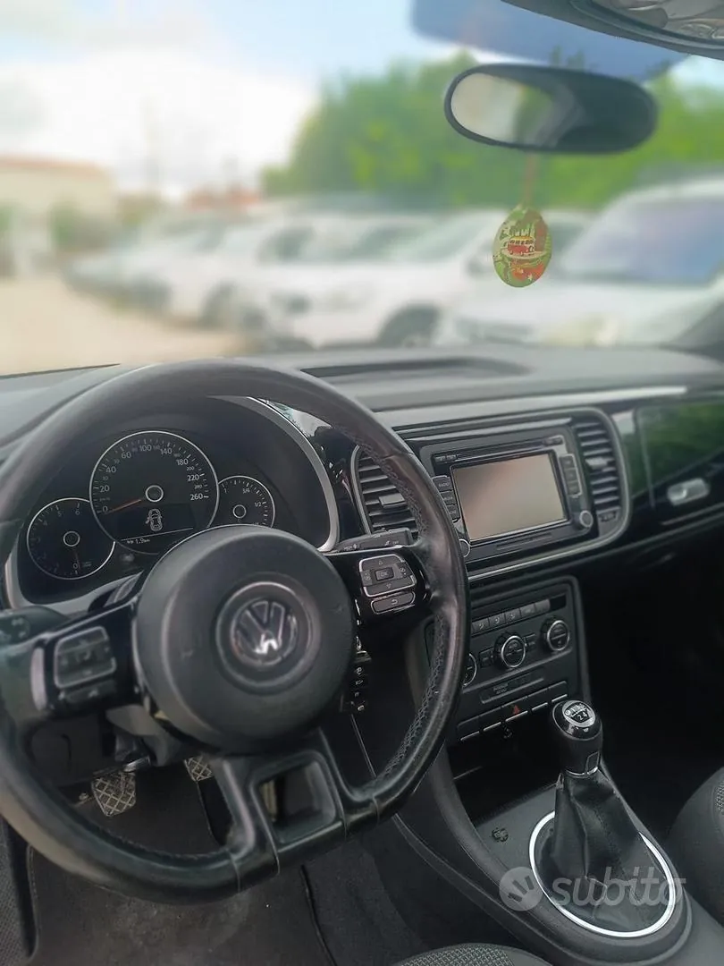 Volkswagen Maggiolino 2012 photo 5