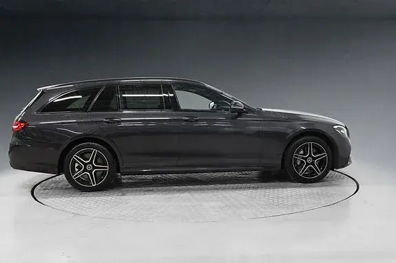 Mercedes-Benz E 300 2021 photo 5