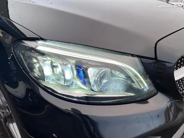Mercedes-Benz C-Class 2018 photo 5