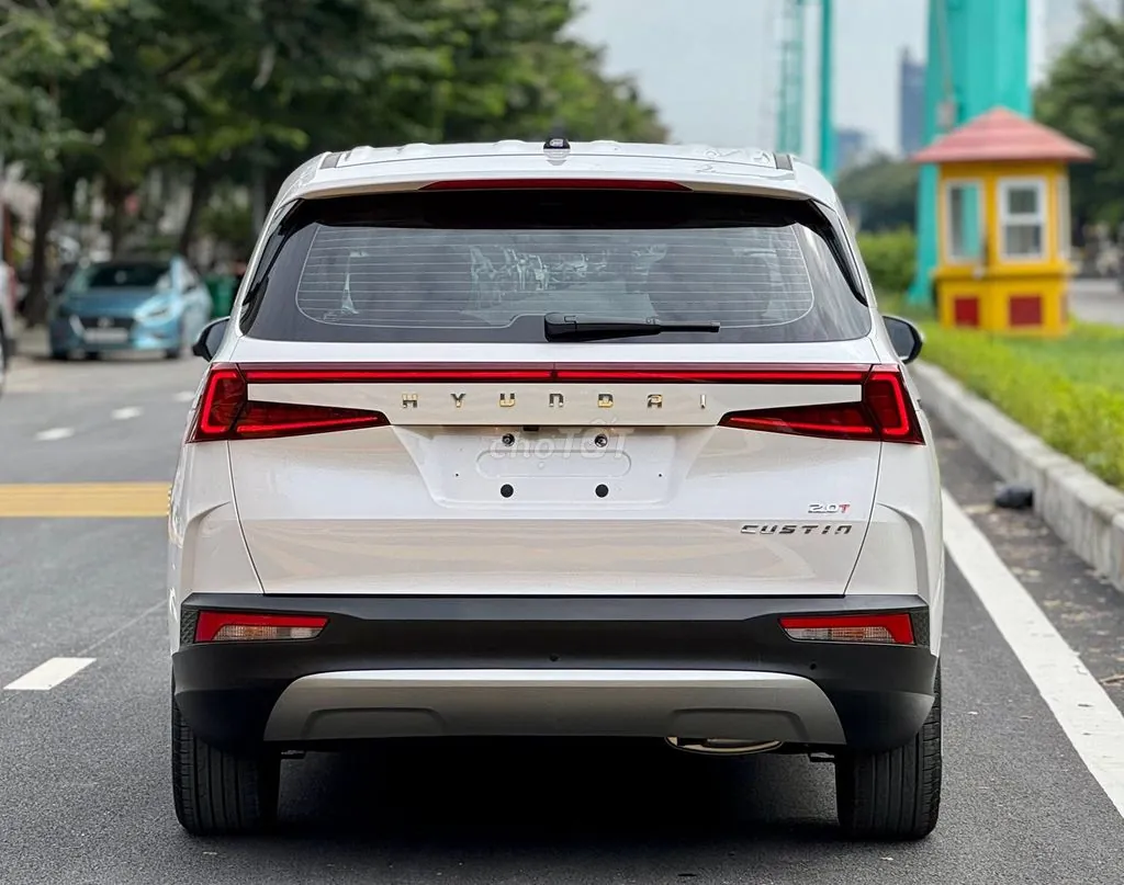 Hyundai Custin 2024 photo 3