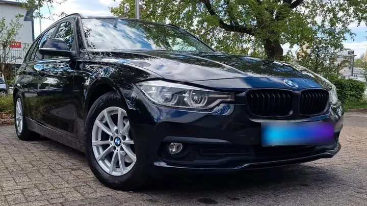 BMW 320