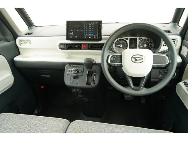 Daihatsu Mouve Canvas 2023 photo 3