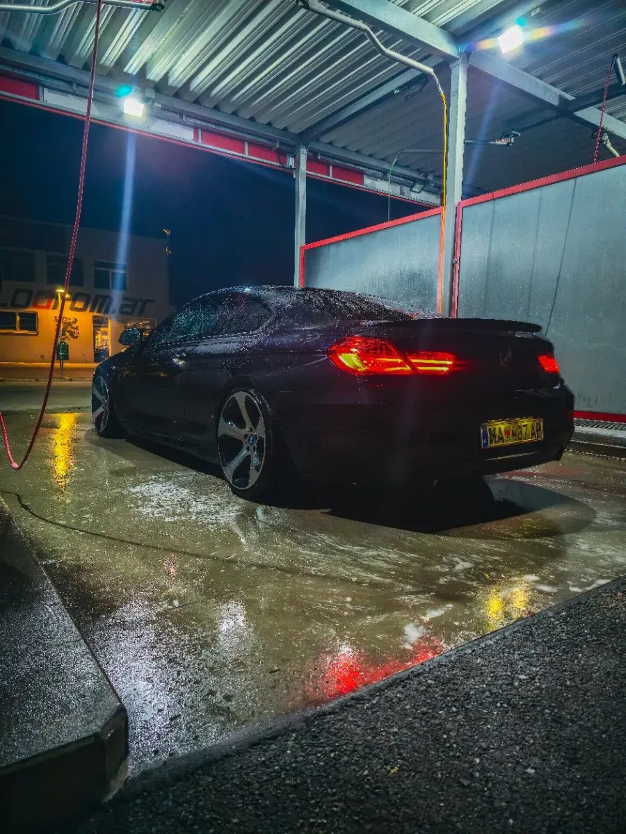 BMW 6 Series 2014 photo 2
