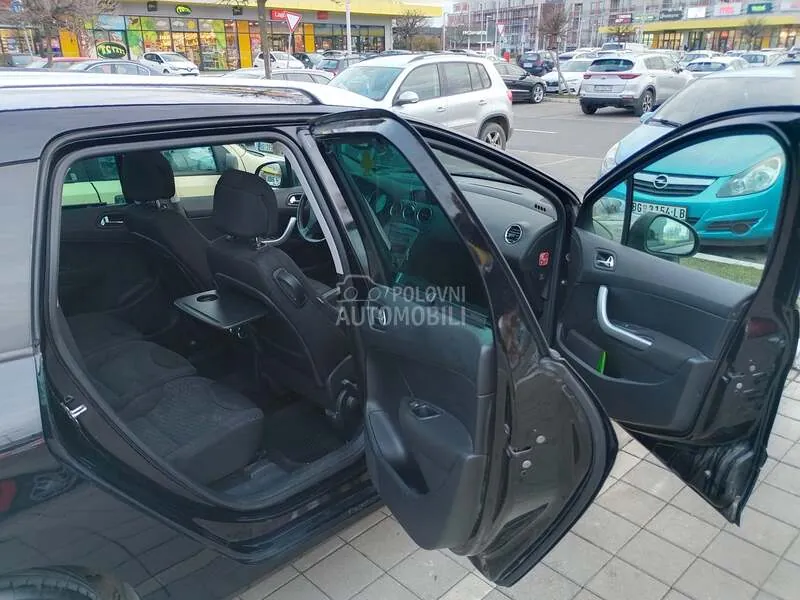 Peugeot 308 2008 photo 4
