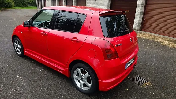 Suzuki Swift 2007 photo 4