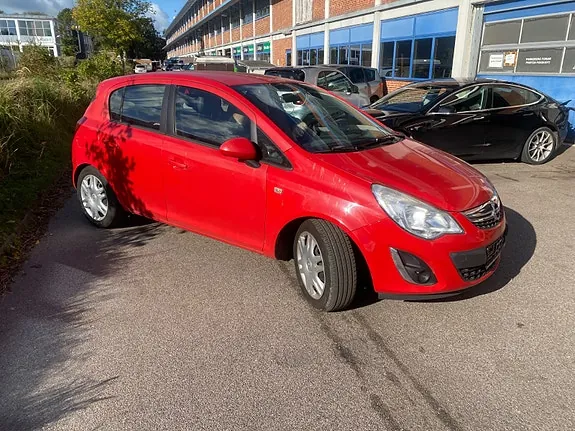 Opel Corsa 2011 photo 2