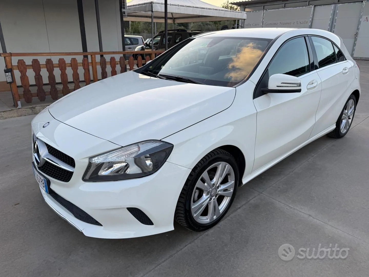 Mercedes-Benz A 180 2016 photo 3