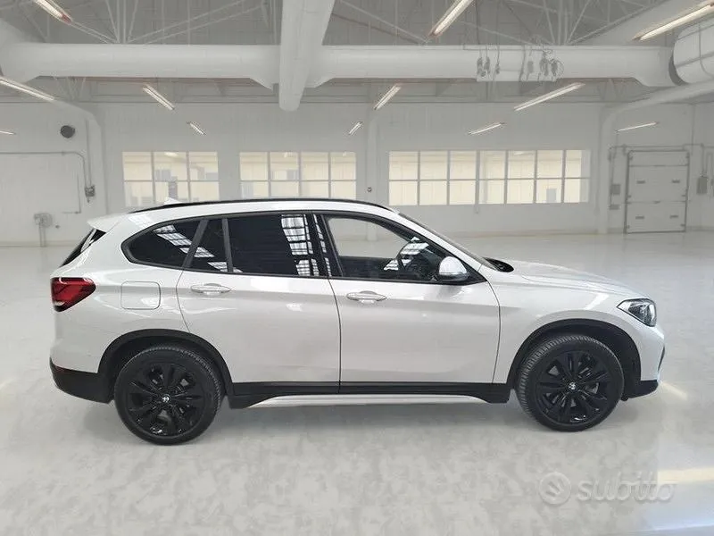 BMW X1 2021 photo 3