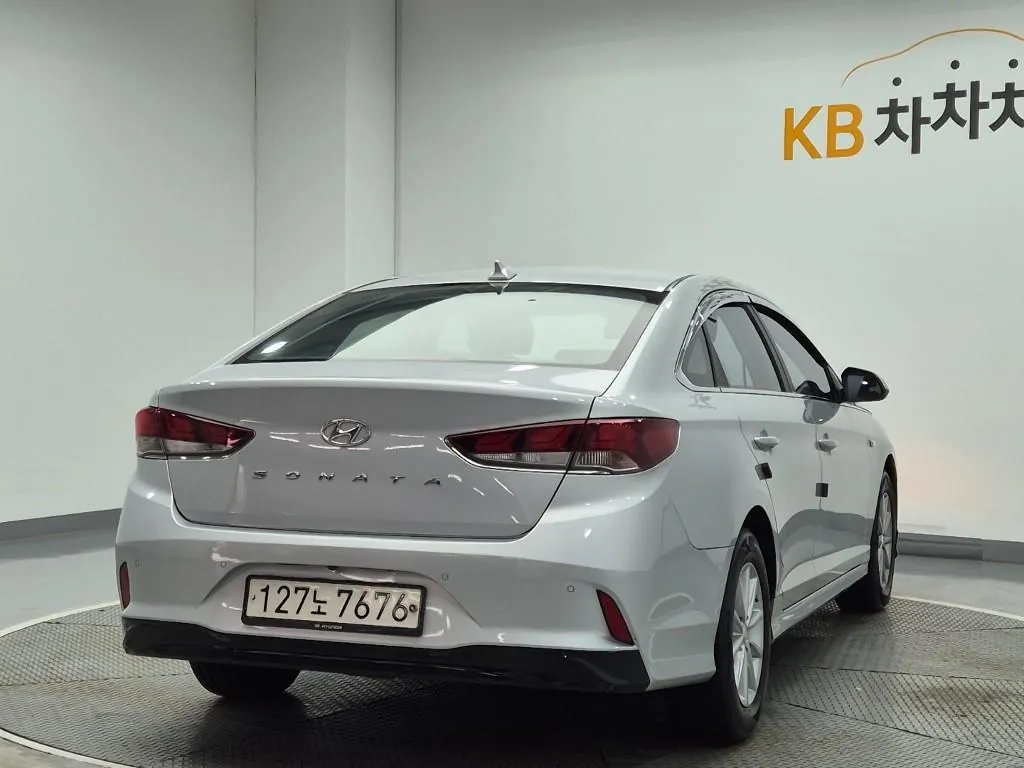 Hyundai Sonata 2018 photo 3