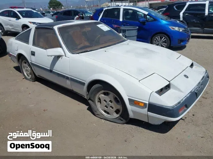 Nissan Z 1984 photo 2