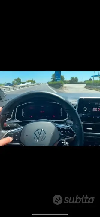 Volkswagen T-Roc 2022 photo 5