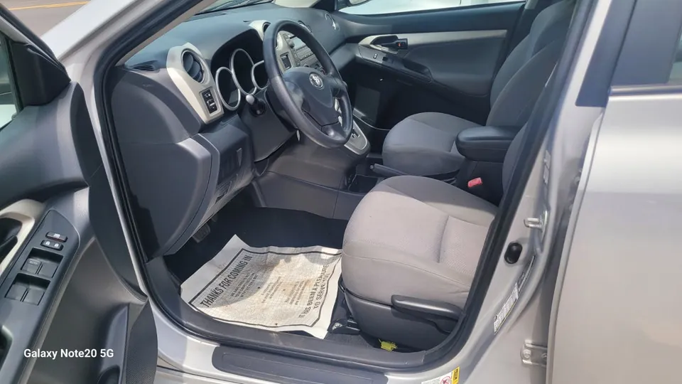 Toyota Matrix 2011 photo 4