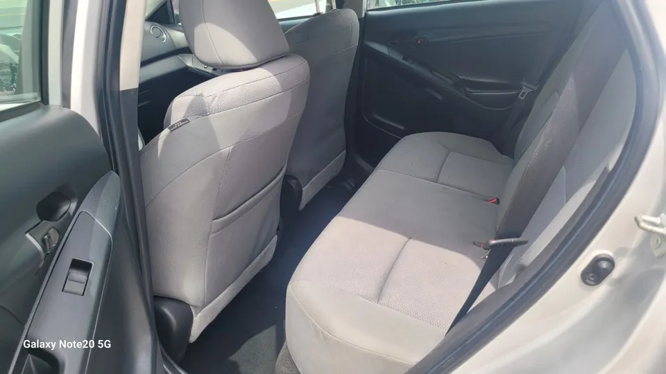 Toyota Matrix 2011 photo 5