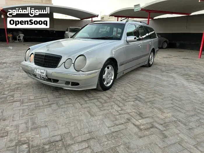 Mercedes-Benz E-Class 2002 photo 4