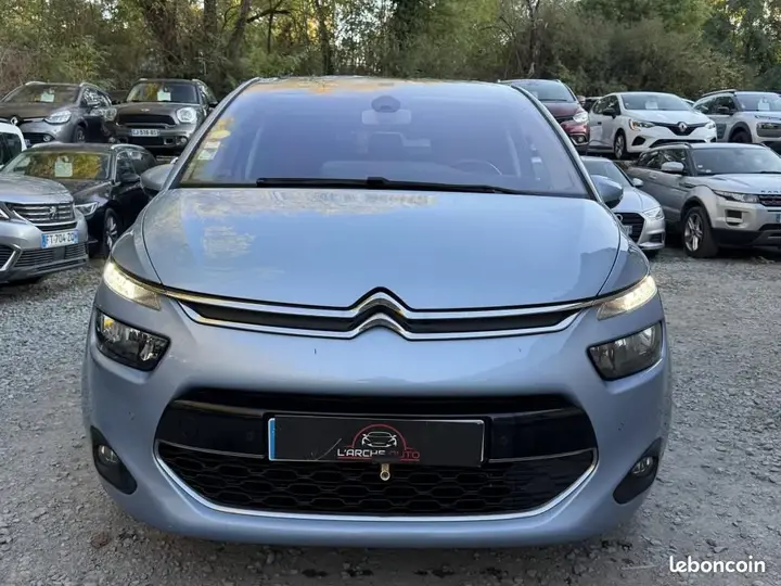 Citroen C4 2015 photo 2
