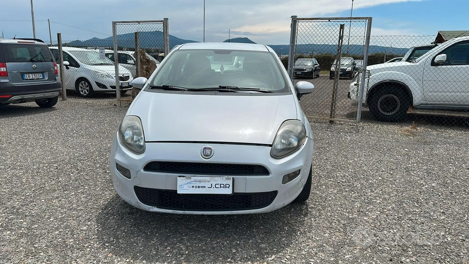 Fiat Punto 2015 photo 4