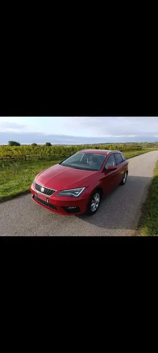 Seat Leon 2019 photo 2