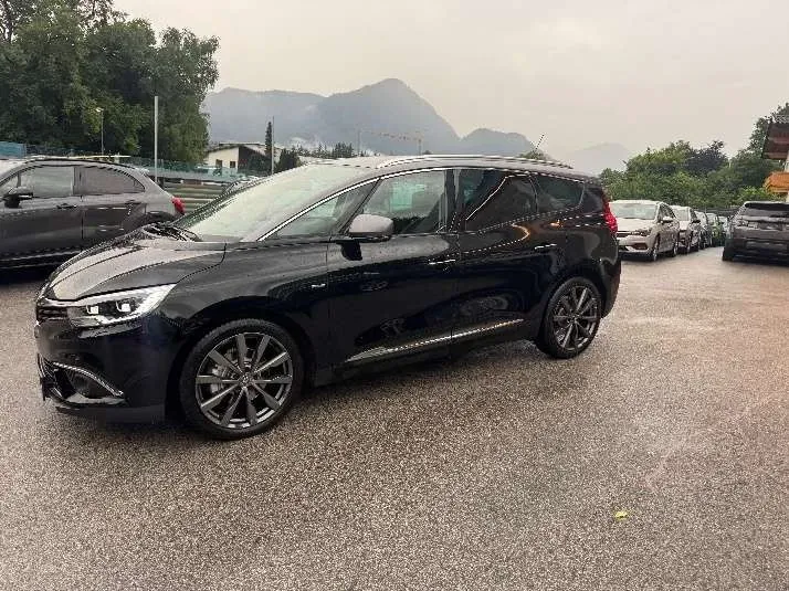 Renault Grand Scénic 2018 photo 2