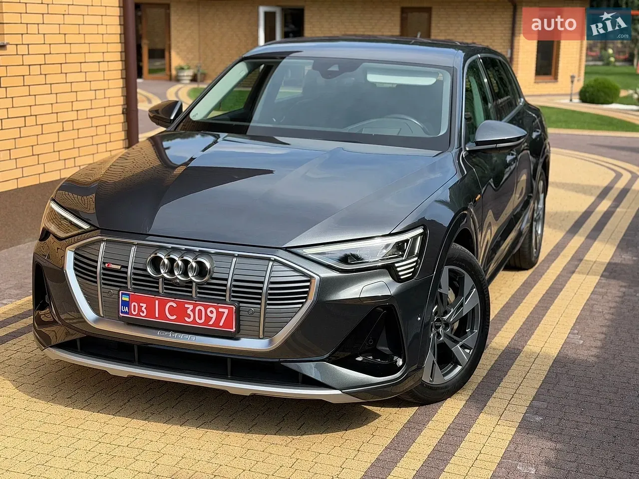 Audi E-Tron