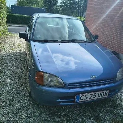 Toyota Starlet