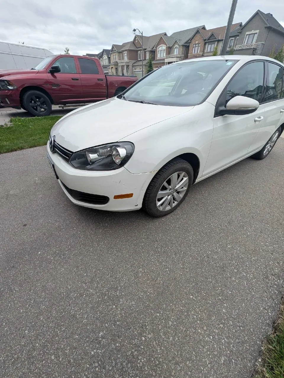 Volkswagen Golf 2012 photo 4