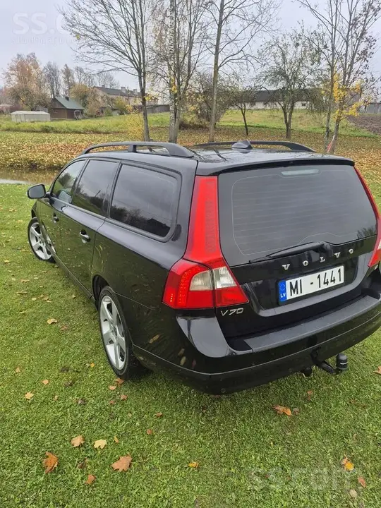 Volvo V70 2007 photo 2
