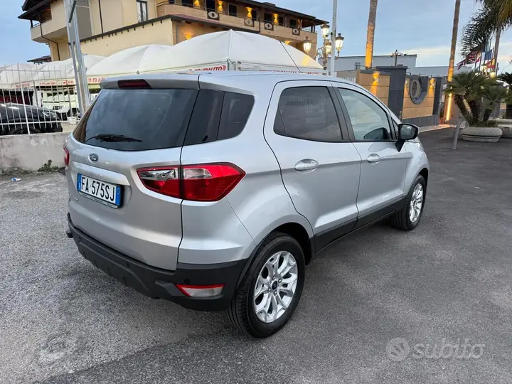 Ford Ecosport 2015 photo 4