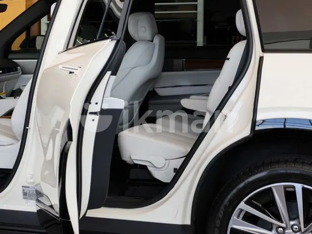 Cadillac Vistiq 2026 photo 3