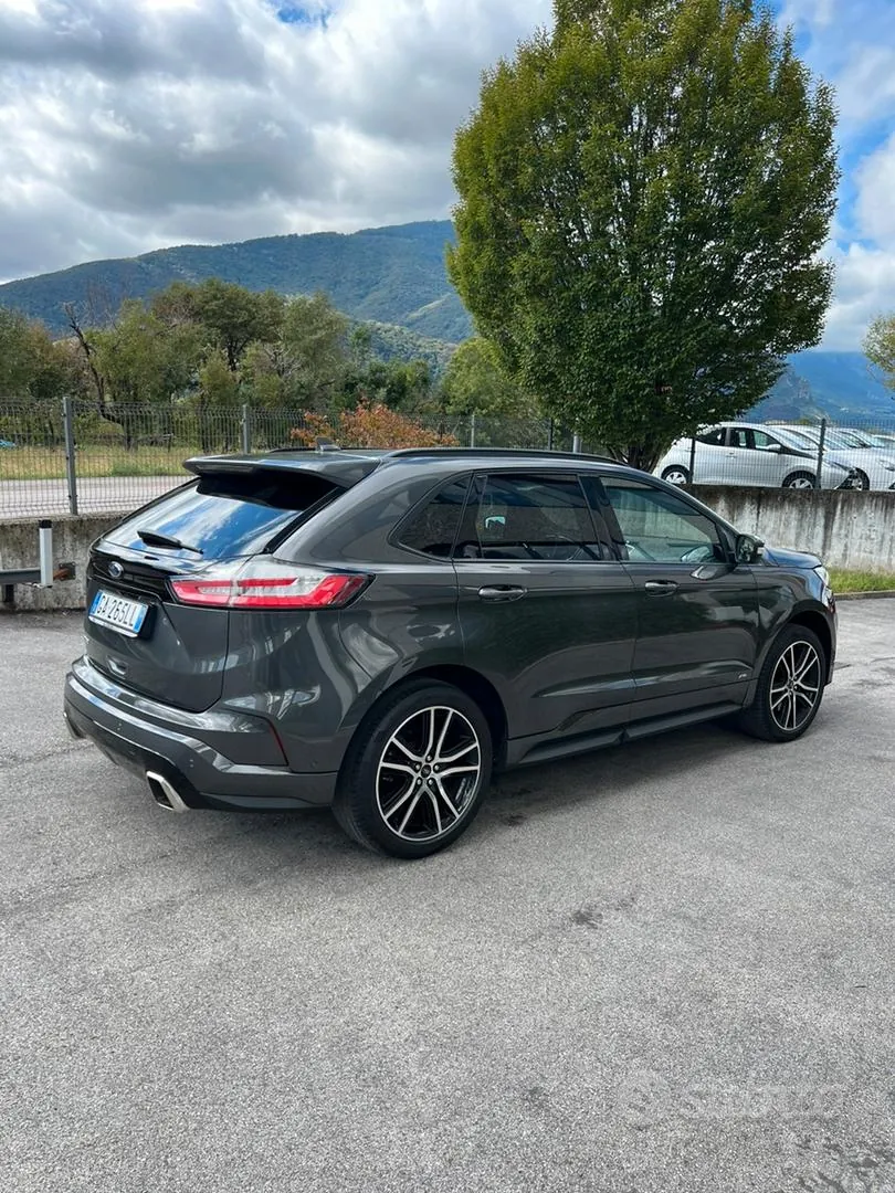 Ford Edge 2021 photo 2