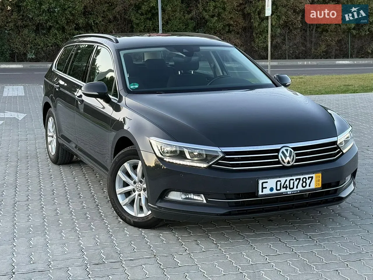 Volkswagen Passat 2019 photo 5