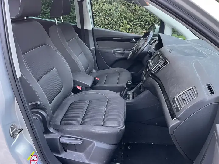 Seat Alhambra 2012 photo 3