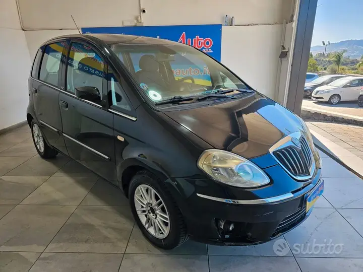 Lancia Musa 2009 photo 2