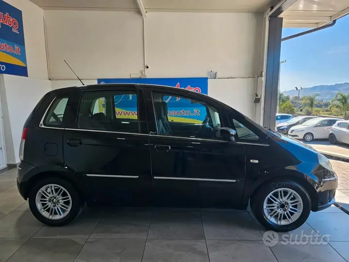 Lancia Musa 2009 photo 4