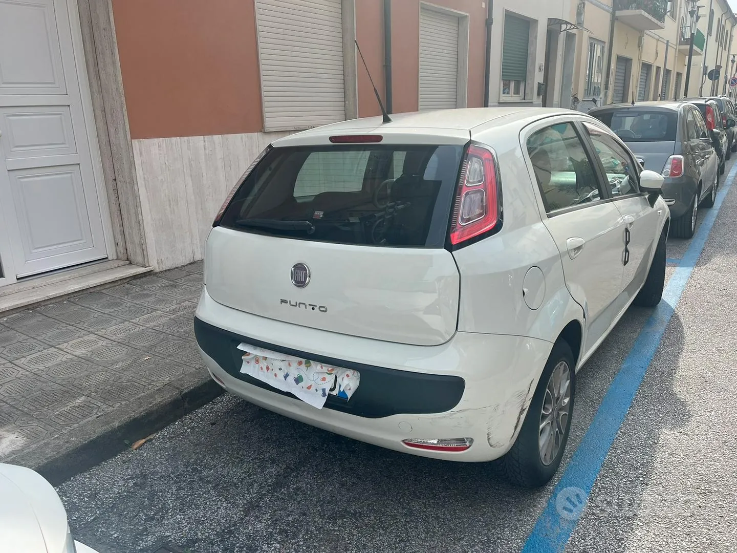 Fiat Punto 2011 photo 3